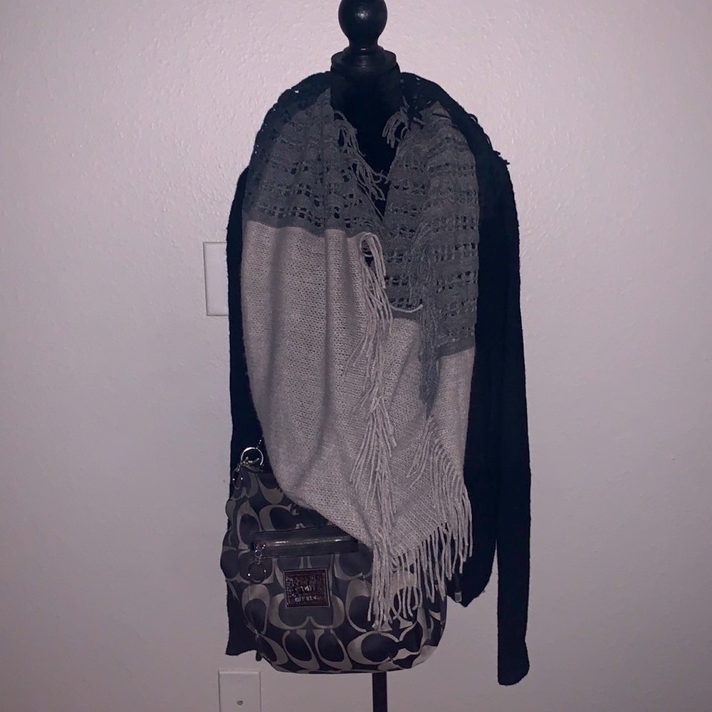 Black/Grey Ombré Circle Multi Wear Scarf
